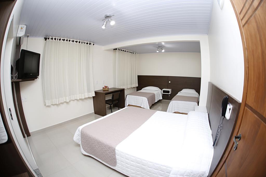 Luz Hotel Pato Branco Habitación foto